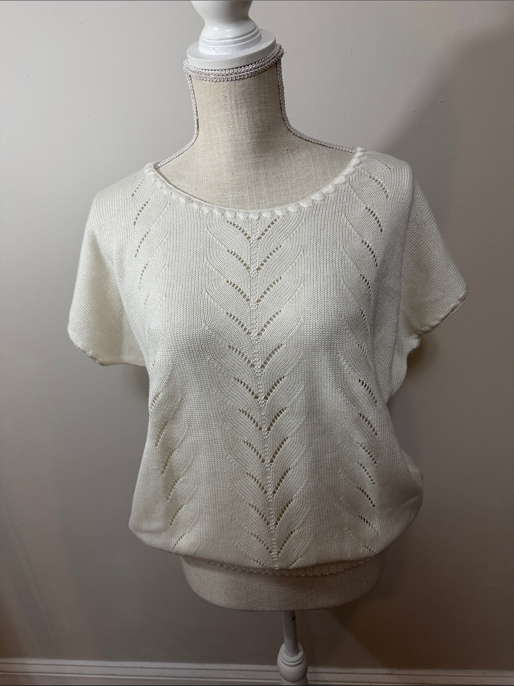 Vintage Kate Collins Light Cream Scoop-Neck Knit Top
